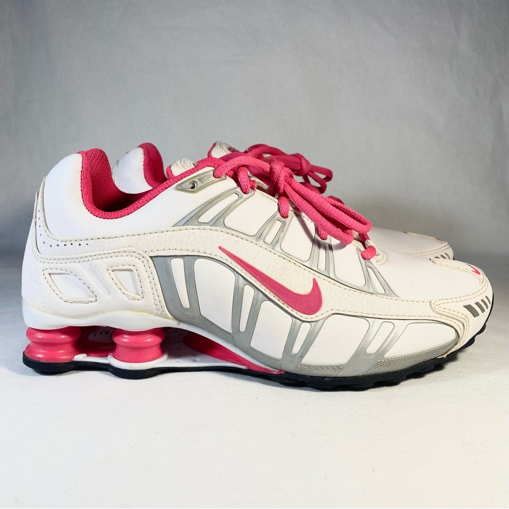 Nike Women's Sneakers White and Pink